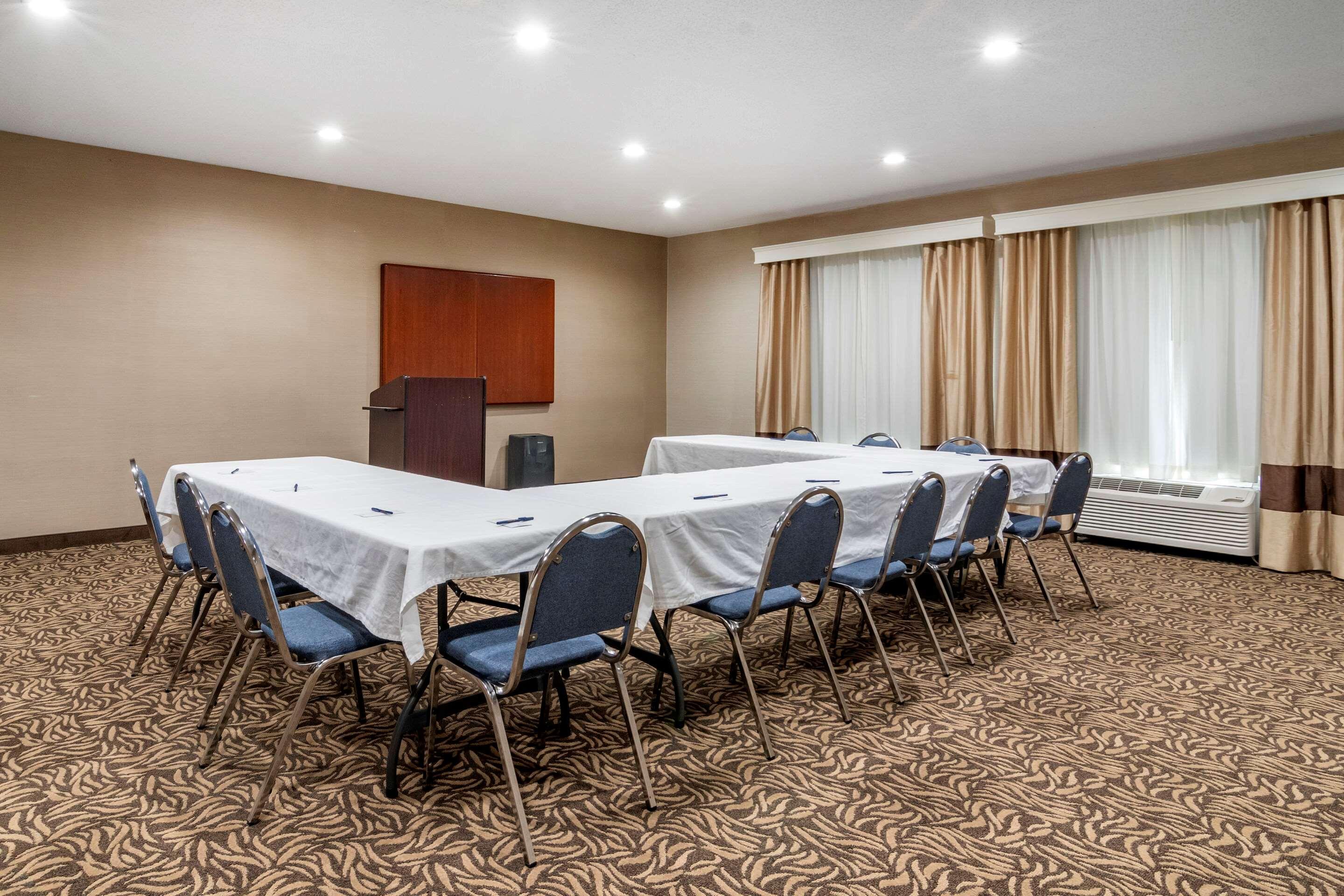 Comfort Inn & Suites Oxford South Exteriér fotografie